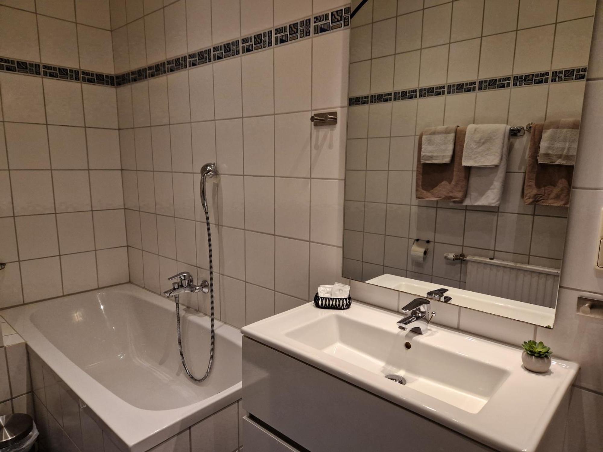 Hotel Weingut Haxel Cochem Habitación foto